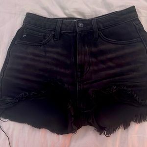 Black short jean shorts